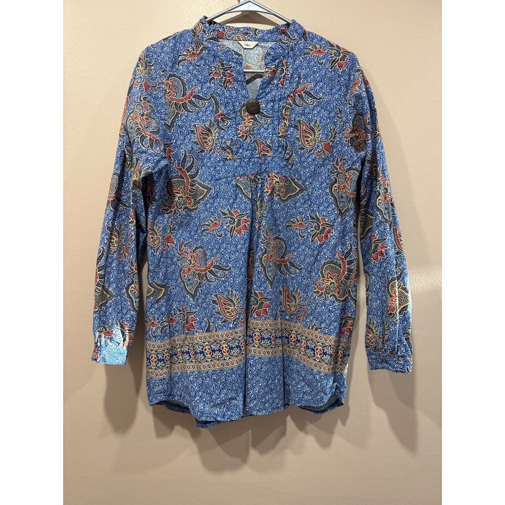 Vintage Boho Long-Sleeve Blue Batik Print Cotton Blouse With Button Details